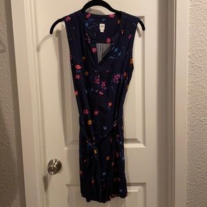 Sleeveless floral button down Gap dress, pockets